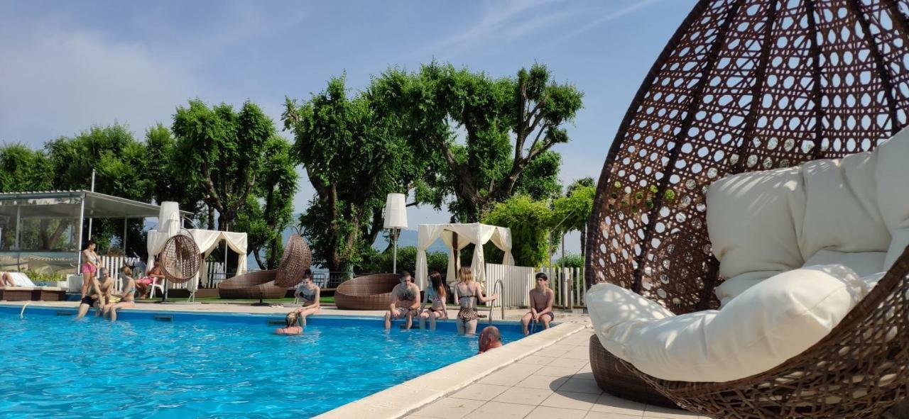 Beach Hotel Eurovil Predore Exterior foto